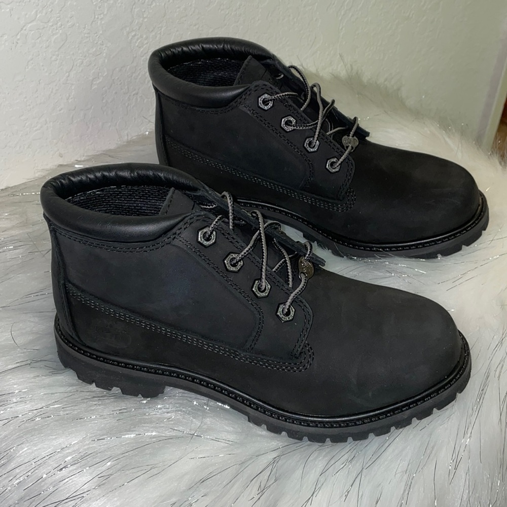 Timberland Nellie Black Boots - Picture 2 of 9